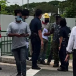 "எங்களுக்கு சம்பளம் வேண்டும்" - போராட்டத்தில் குதித்த ஊழியர்கள் - சிங்கப்பூரில் பரபர : workers demanding salaries public assembly